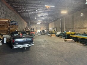 9126-9166 Euclid Ave, Manassas, VA à louer Photo intérieure– Image 1 sur 2