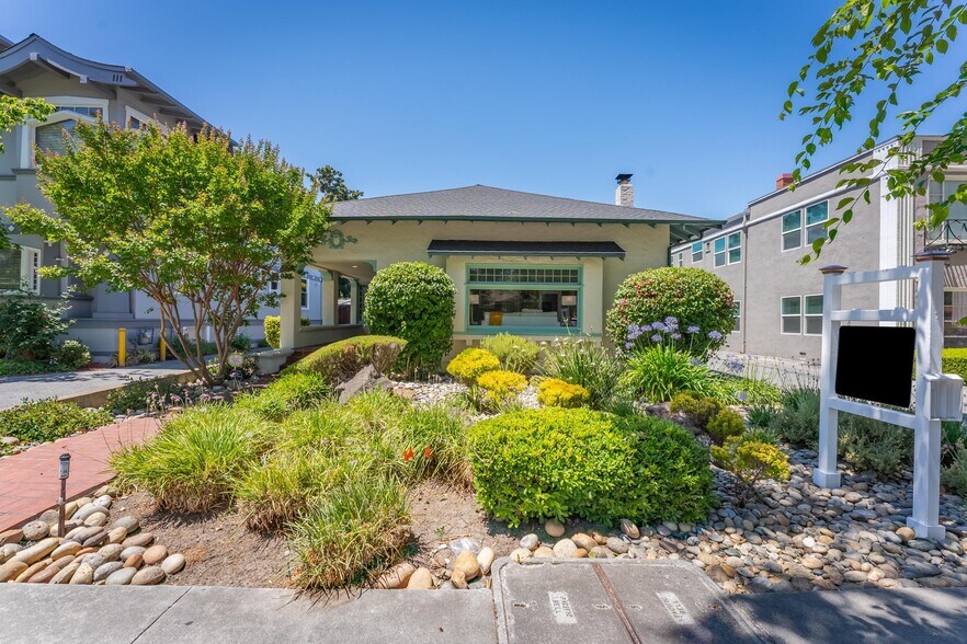 623 N 1st St, San Jose, CA à vendre - Photo de l’immeuble – Image 1 sur 41