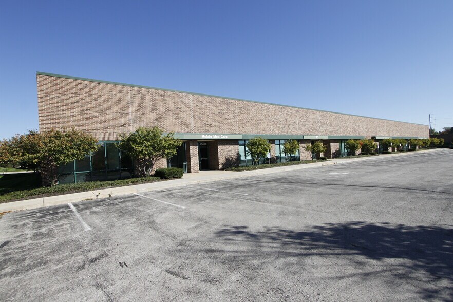 13400-13428 W 99th St, Lenexa, KS à louer - Photo de l’immeuble – Image 2 sur 5