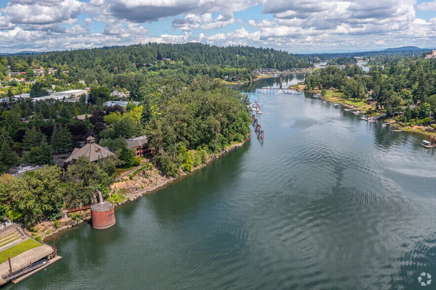 300 Oswego Pointe Dr, Lake Oswego, OR à louer - Aérien – Image 2 sur 18