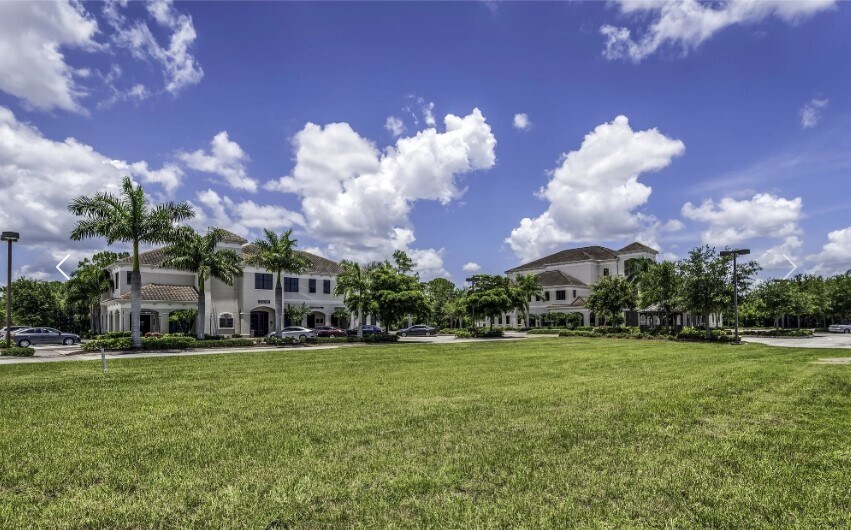 5900 S Pan American Blvd, North Port, FL à vendre - Photo de l’immeuble – Image 1 sur 20