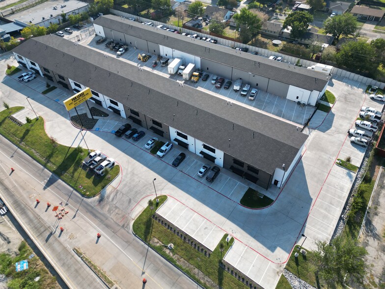2828 Interstate 30, Mesquite, TX à louer - Photo de l’immeuble – Image 3 sur 15
