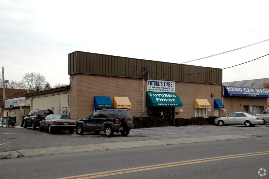 60 W Passaic St, Rochelle Park, NJ à louer - Photo de l’immeuble – Image 3 sur 4