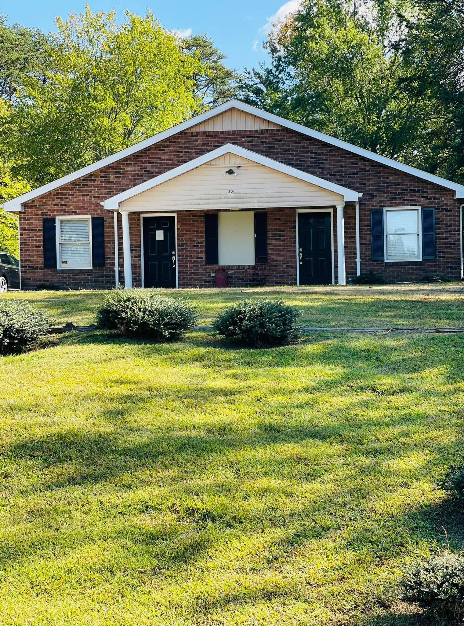 301 W Main St, Stoneville, NC à vendre Photo principale– Image 1 sur 75