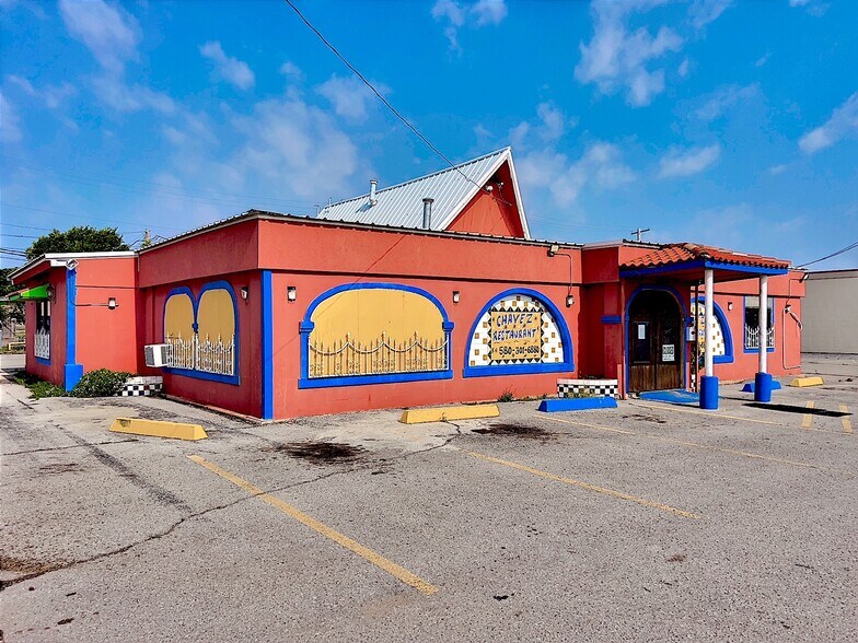 1221 N Grady St, Altus, OK à vendre - Photo de l’immeuble – Image 1 sur 12