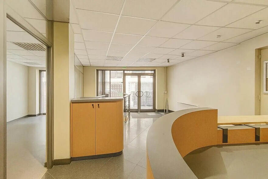 Bureau dans Paris à vendre - Photo de l’immeuble – Image 1 sur 8