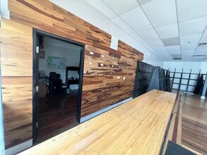 2515 Ellsworth Rd, Ypsilanti, MI à louer Photo intérieure– Image 2 sur 5