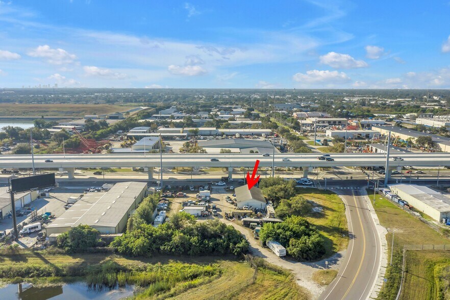 4245 118th Ave N, Clearwater, FL à vendre - Photo de l’immeuble – Image 3 sur 10