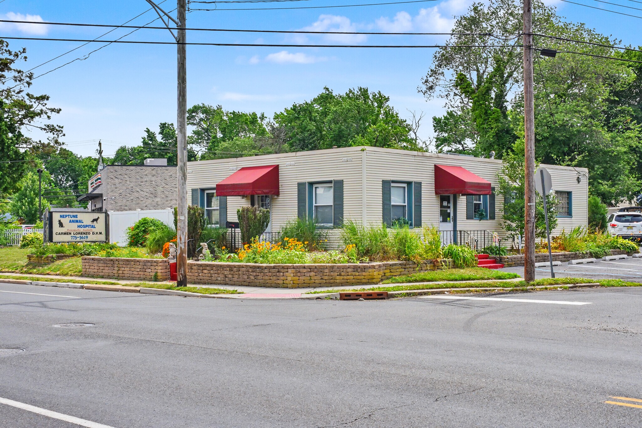 317 Highway 35 N, Neptune City, NJ à vendre Photo de l’immeuble– Image 1 sur 38