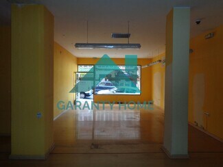 Plus de détails pour Local commercial à louer