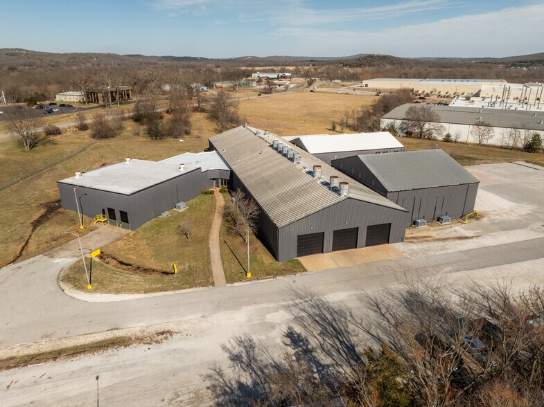 1601 E Pump Station Rd, Fayetteville, AR à louer - Photo de l’immeuble – Image 2 sur 7