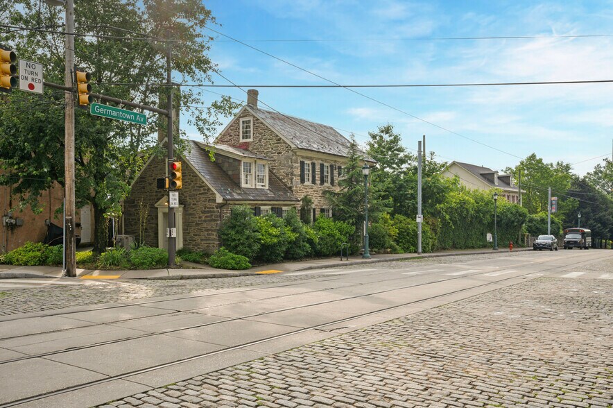 7402 Germantown Ave, Philadelphia, PA à louer - Photo de l’immeuble – Image 2 sur 15