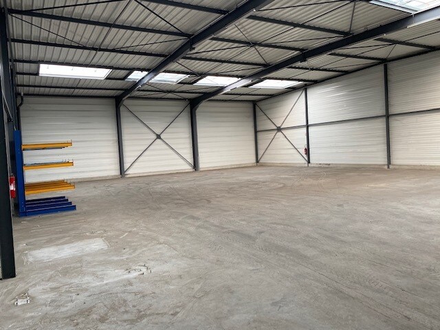 Industriel/Logistique dans Guichainville à vendre - Photo intérieure – Image 2 sur 7