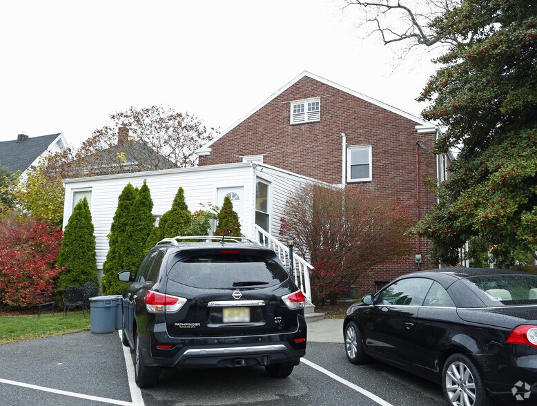 464 Broadway, Long Branch, NJ à louer - Photo de l’immeuble – Image 3 sur 7
