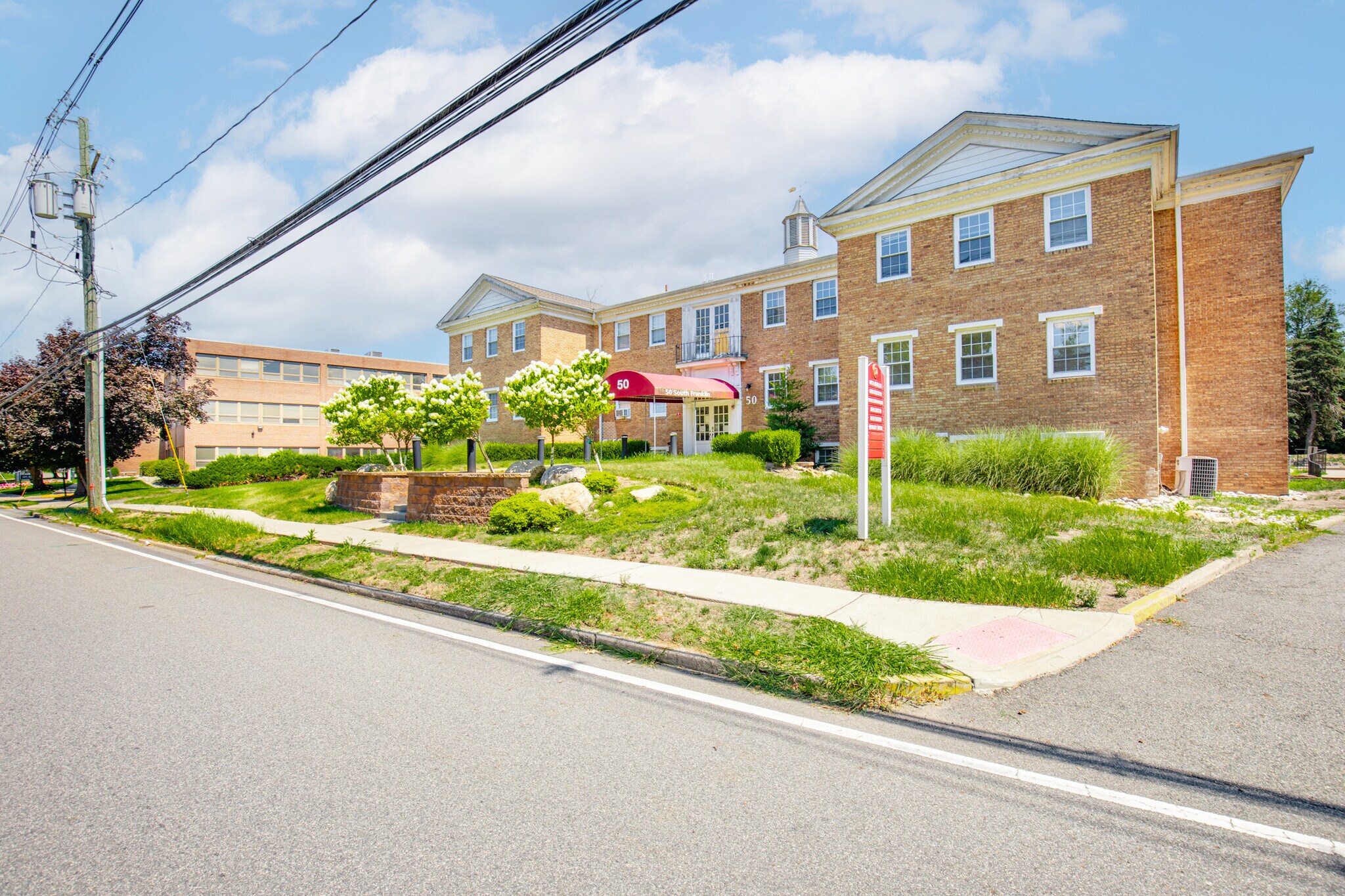 50 S Franklin Tpke, Ramsey, NJ à louer Photo de l’immeuble– Image 1 sur 52