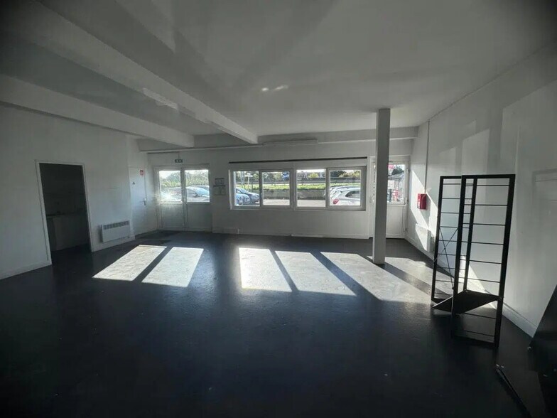 8/10 Rue Paul Appel, SAINT-OUEN-L'AUMONE à louer - Photo de l’immeuble – Image 3 sur 5