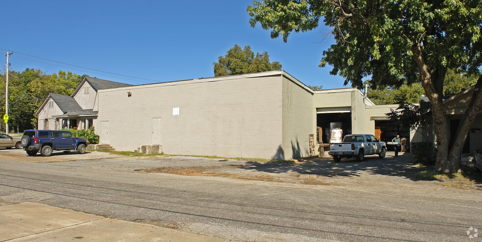2634 Yale Ave, Memphis, TN à vendre - Photo de l’immeuble – Image 3 sur 4