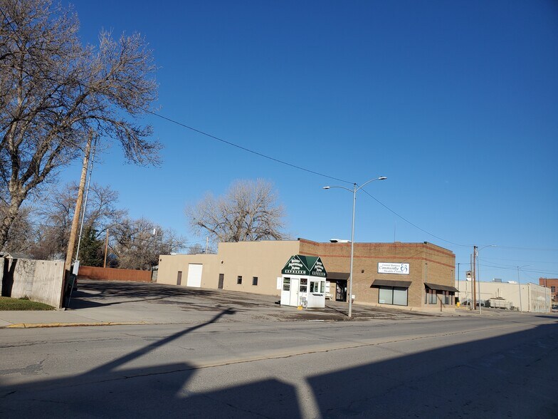 406 1st Ave S, Lewistown, MT à vendre - Photo de l’immeuble – Image 2 sur 19