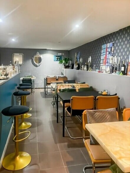 Local commercial dans Marseille à louer - Photo intérieure – Image 1 sur 2