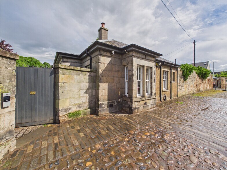 177 High St, Dalkeith à louer - Photo de l’immeuble – Image 3 sur 9