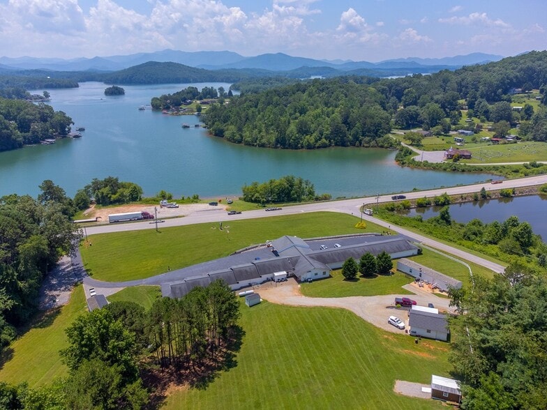 40 Chatuge Ln, Hayesville, NC à vendre - Aérien – Image 3 sur 32