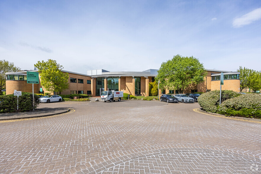 4 Admiral Way, Sunderland à louer - Photo principale – Image 1 sur 13