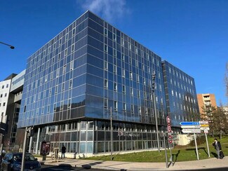 Plus de détails pour 6 Boulevard De L'Oise, Cergy - Bureau, Local d'activités à louer