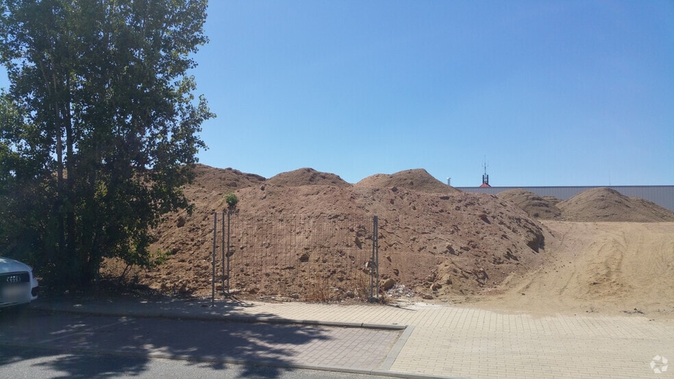 Polígono Hervencias, Ávila, Ávila à vendre - Photo de l’immeuble – Image 3 sur 4