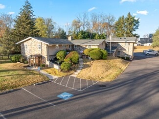 Plus de détails pour 123 W Main St, Trappe, PA - Bureau à vendre