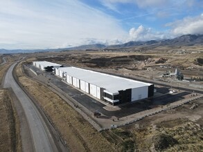 6845 W 5400 S, West Valley City, UT à louer Photo intérieure– Image 2 sur 8