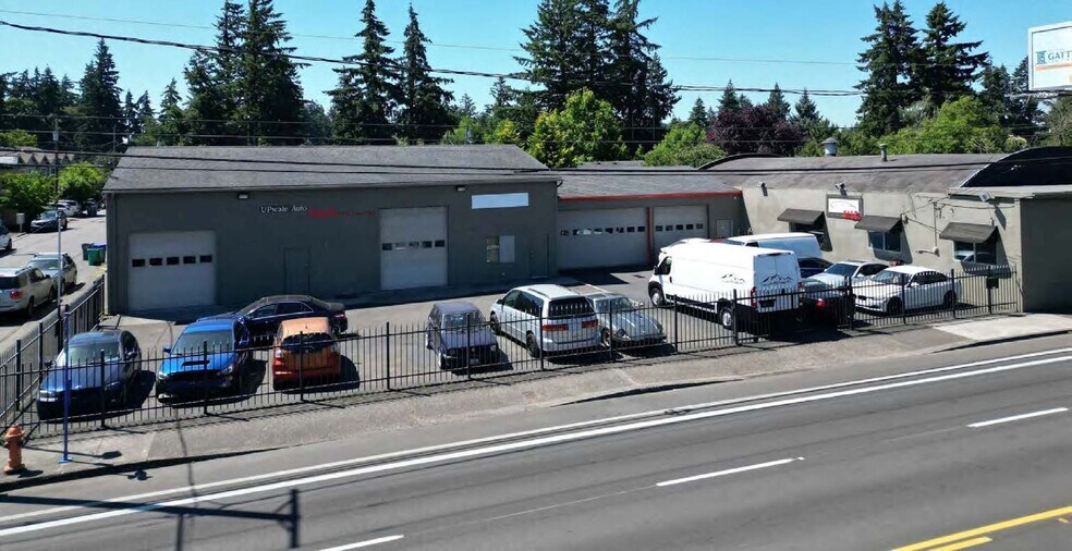 11846 SE Stark St, Portland, OR à vendre - Photo de l’immeuble – Image 2 sur 6