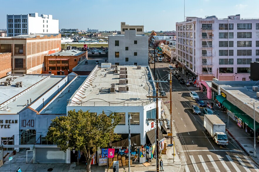 1048-1050 S Los Angeles St, Los Angeles, CA à vendre - Photo de l’immeuble – Image 3 sur 13