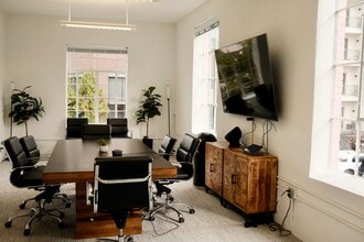 215 Church St, Decatur, GA à louer Photo intérieure– Image 2 sur 5