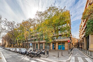 Plus de détails pour Carrer Dels Comtes De Bell-Lloc, 161, Barcelone - Local commercial à louer