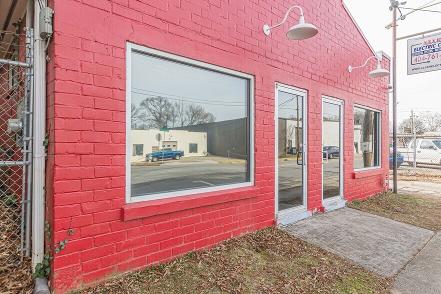 614 King Arnold St, Hapeville, GA à vendre - Photo de l’immeuble – Image 1 sur 29