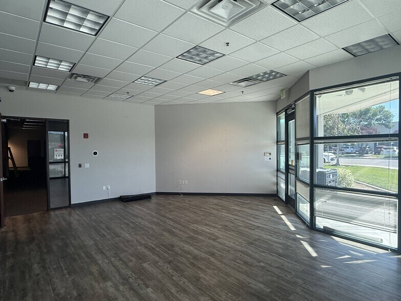 391 N Ancestor Pl, Boise, ID à louer - Photo de l’immeuble – Image 3 sur 14