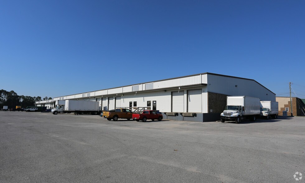 3375 Copter Rd, Pensacola, FL à louer - Photo principale – Image 1 sur 17