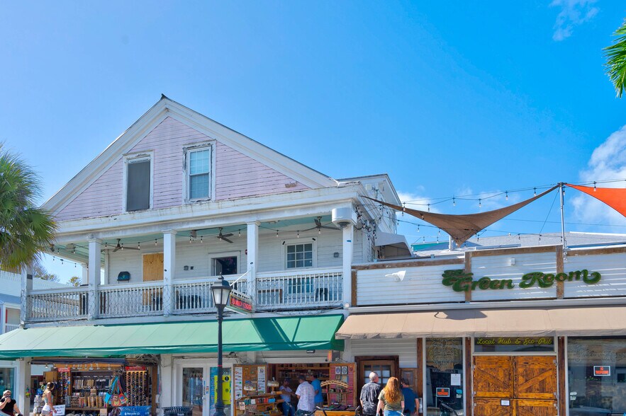 135 Duval St, Key West, FL à louer - Photo de l’immeuble – Image 3 sur 45