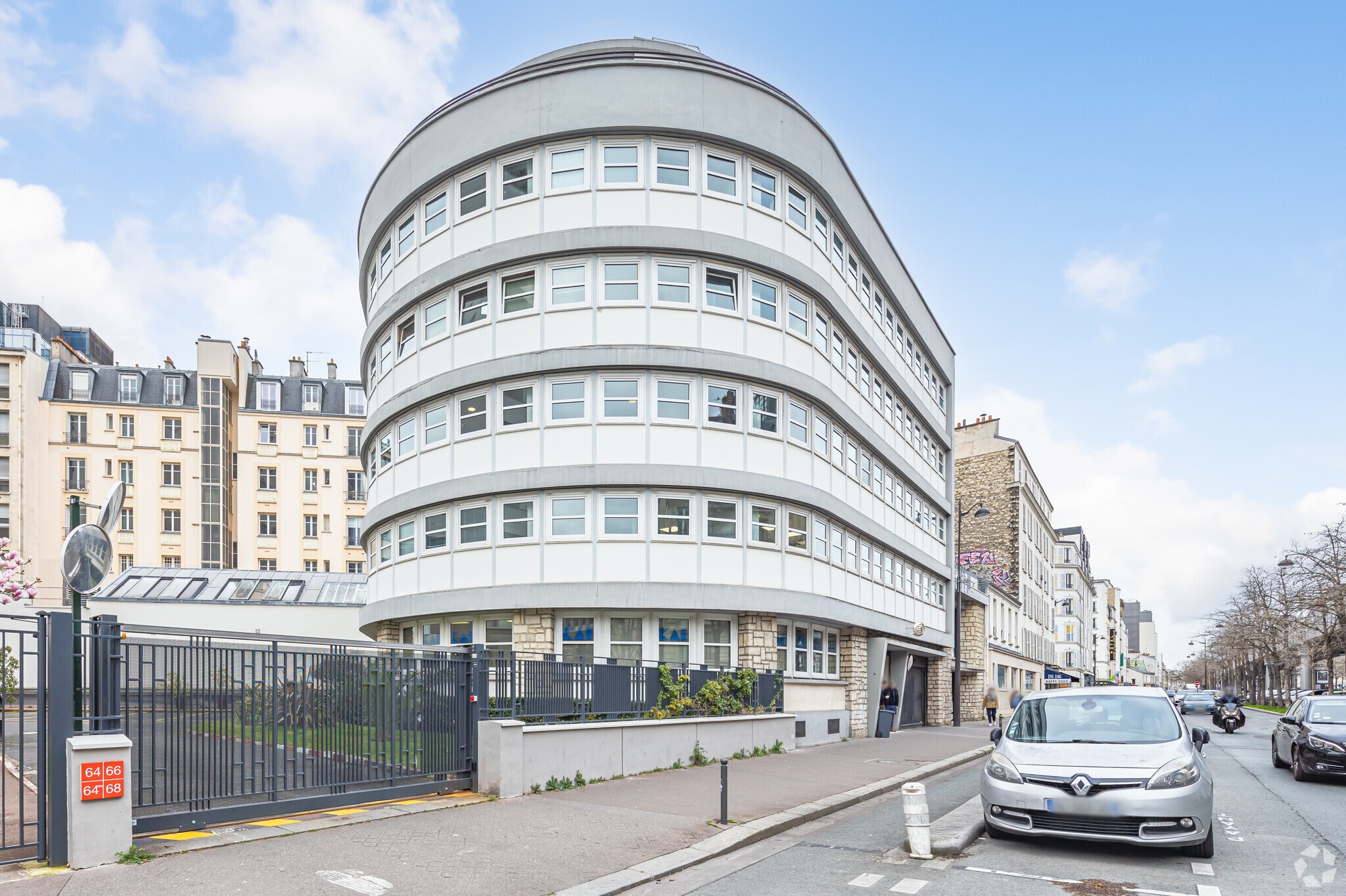 Local commercial dans Paris à louer Photo principale– Image 1 sur 5