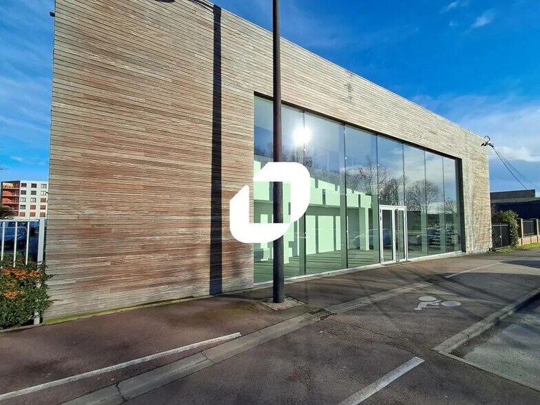 Local commercial dans Tourcoing à louer - Photo de l’immeuble – Image 1 sur 9
