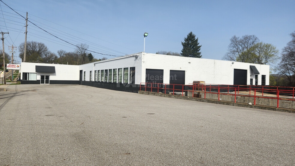 3775 Mogadore Rd, Mogadore, OH à louer - Photo de l’immeuble – Image 2 sur 6
