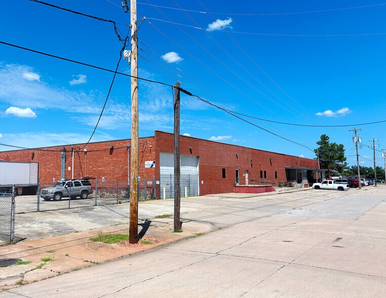 317 NE 31st St, Oklahoma City, OK à vendre - Photo de l’immeuble – Image 3 sur 18
