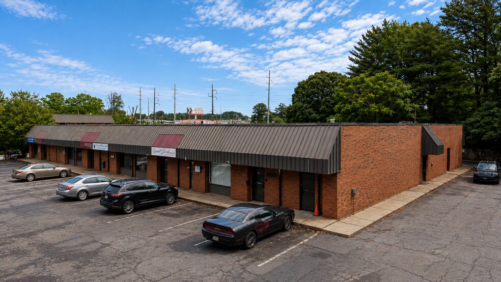 2855 Candler Rd, Decatur, GA à vendre - Photo de l’immeuble – Image 2 sur 45