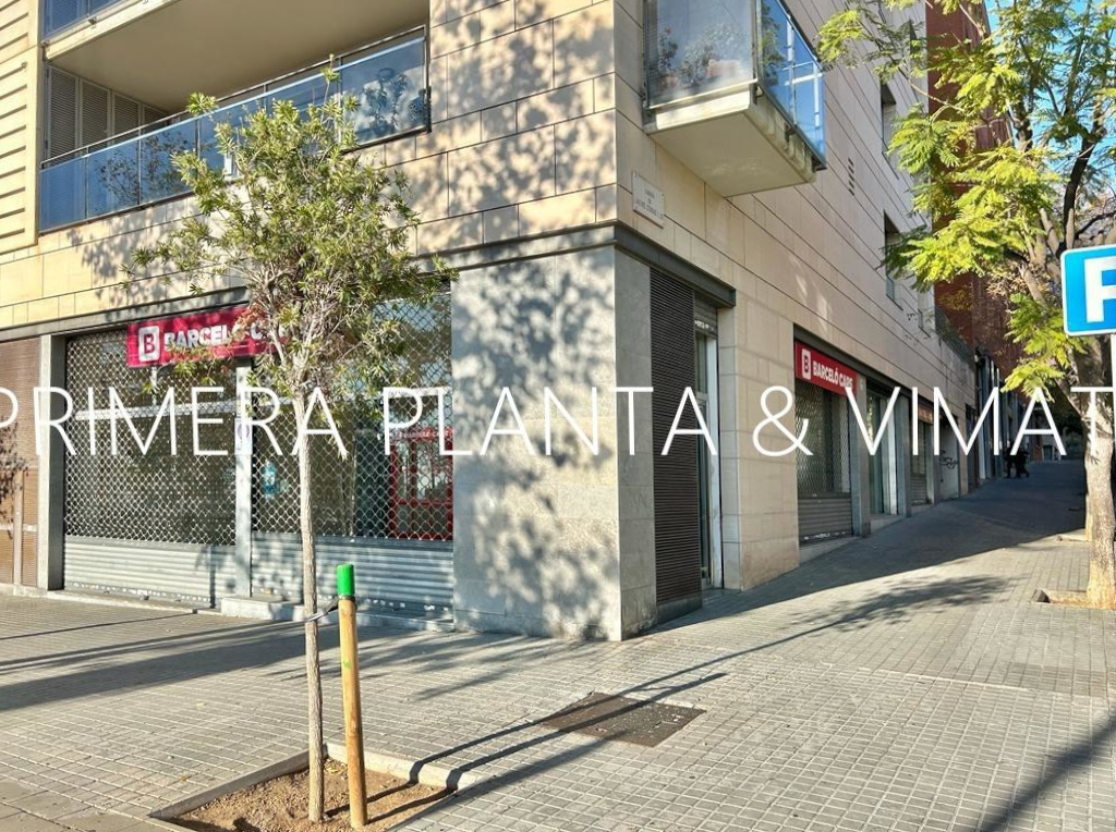 Local commercial dans Mataró, Barcelona à louer Plan d’étage– Image 1 sur 5