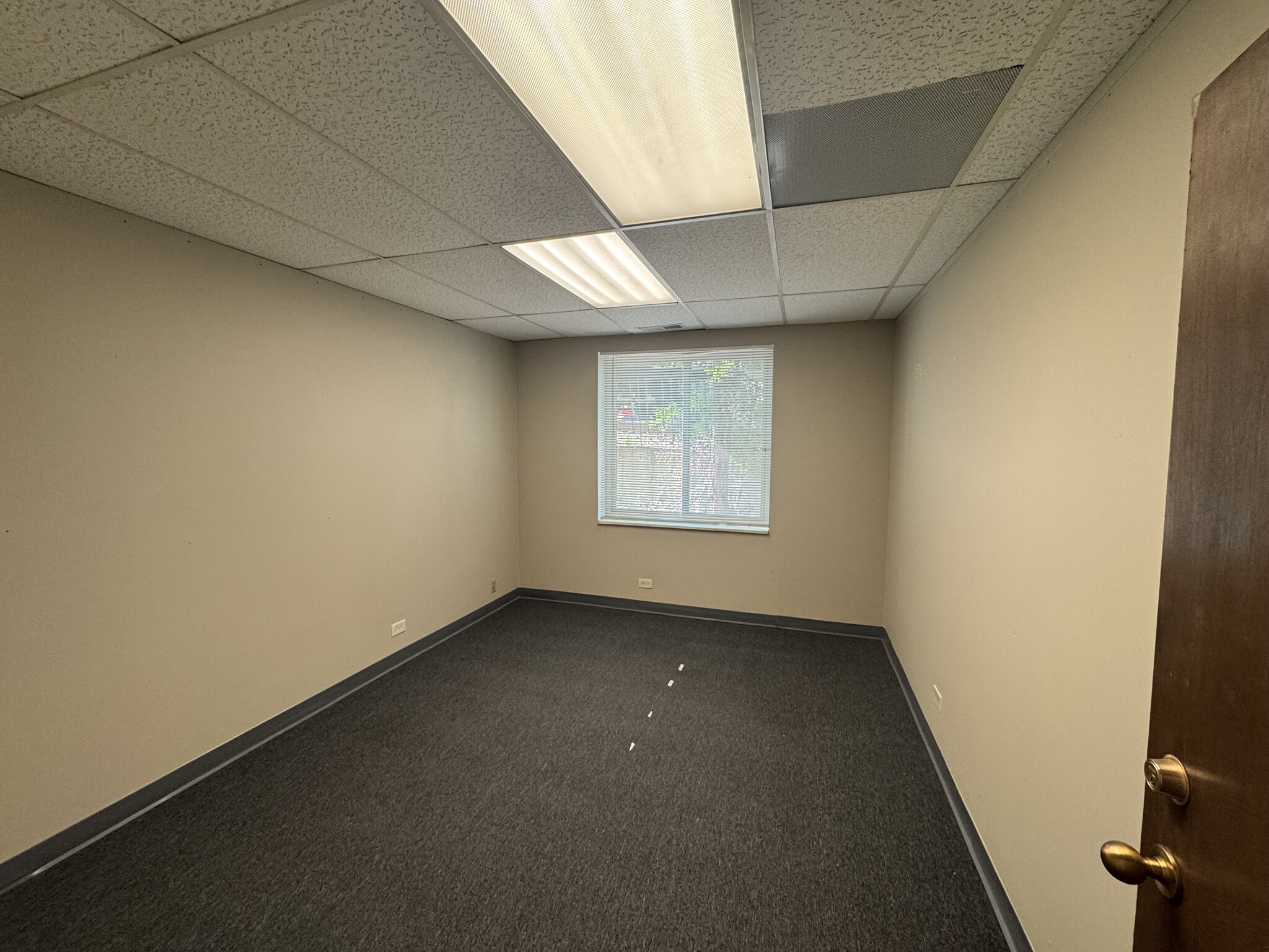 2055 S Oneida St, Denver, CO à louer Photo intérieure– Image 1 sur 1
