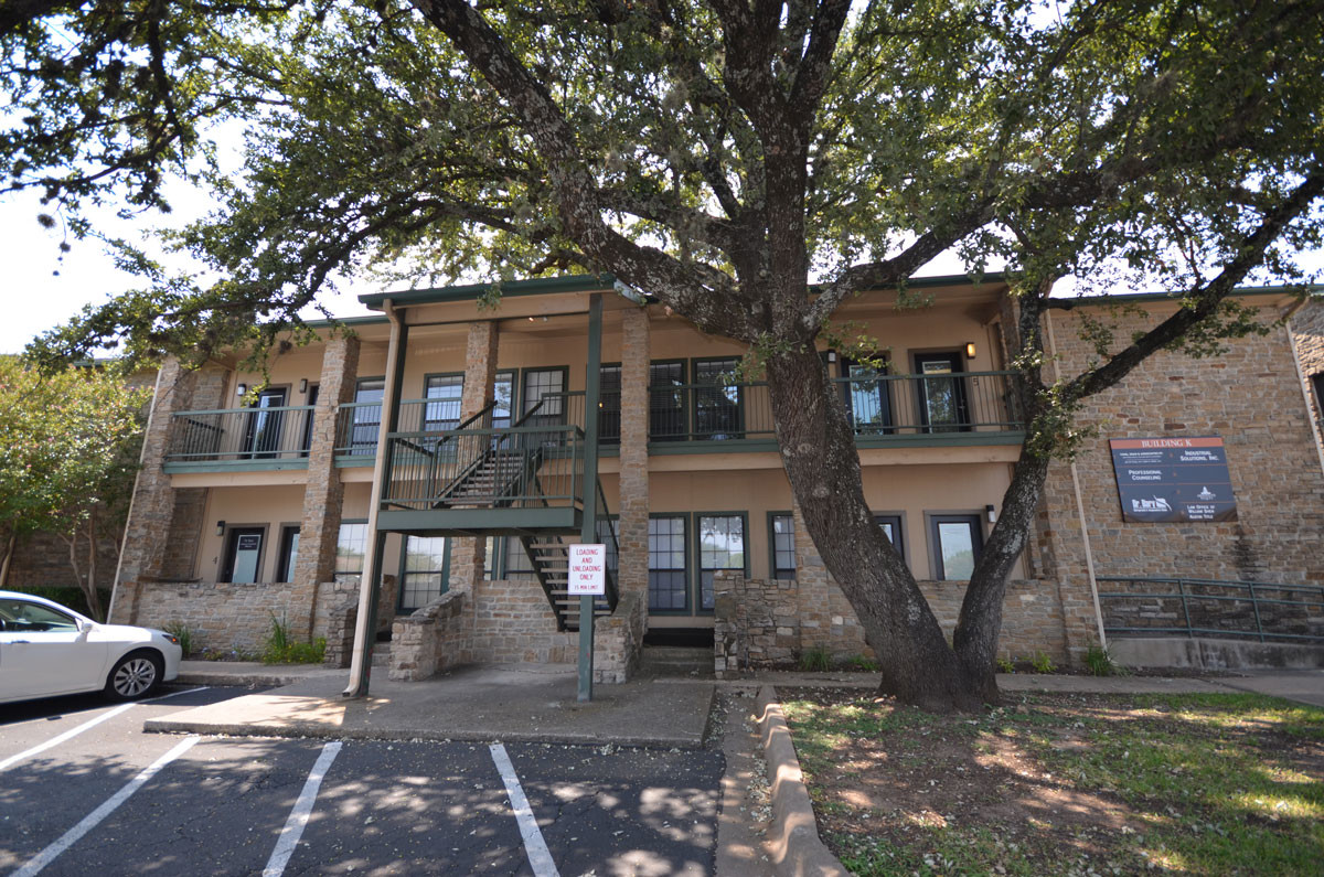 13740 Research Blvd, Austin, TX à louer Photo principale– Image 1 sur 47