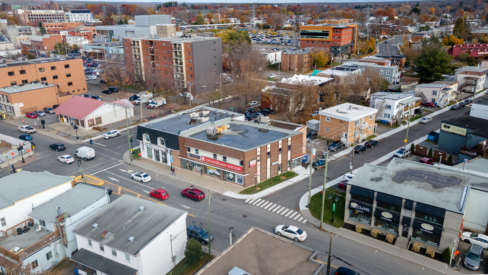 169-175 St Saint-Georges, St-Jérôme, QC à vendre - Photo de l’immeuble – Image 1 sur 15