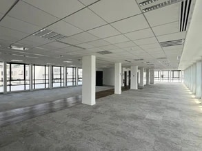 100-102 Rue De Villiers, Levallois-Perret à louer Photo intérieure– Image 1 sur 4