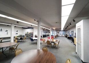 505 S A St, Springfield, OR à vendre Photo de l’immeuble– Image 2 sur 13