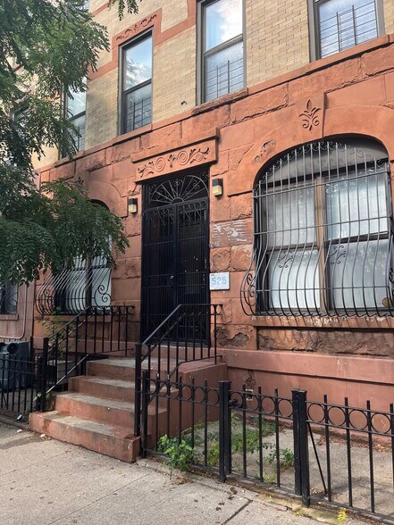 525 Dean St, Brooklyn, NY à vendre - Photo de l’immeuble – Image 3 sur 8